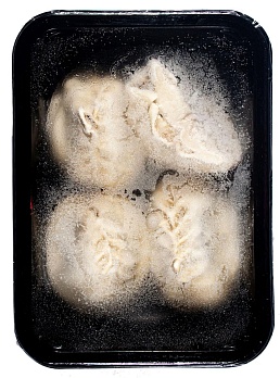 Манты с мясом замороженные Creative Kitchen, 0.24 кг.